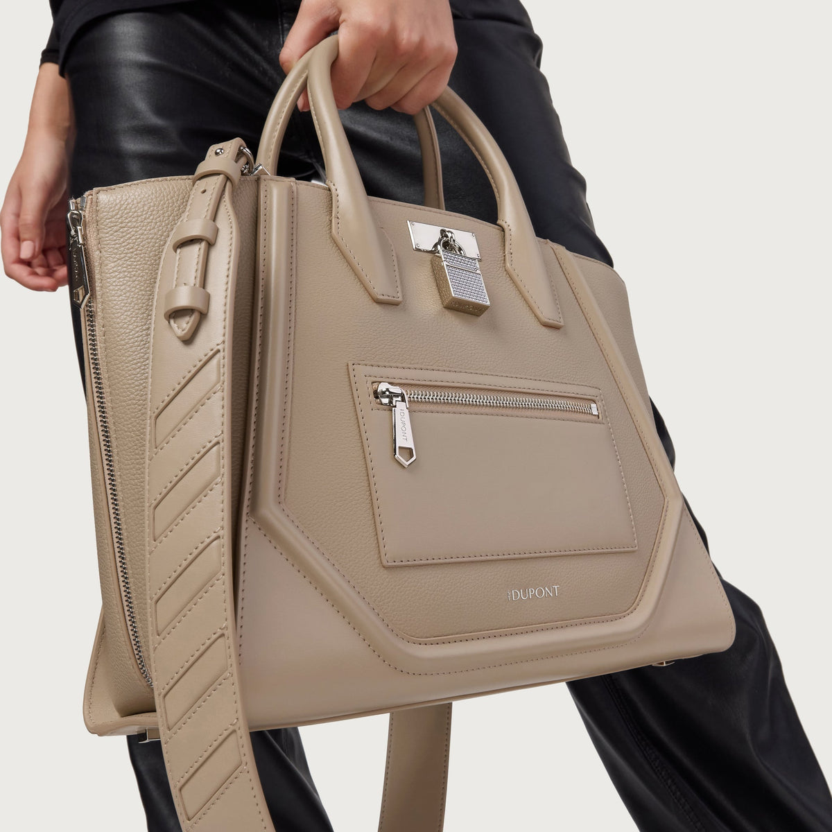 Medio CollectionFW2425 color_beige corporate25 3 - S.T. Dupont Italy&Spain
